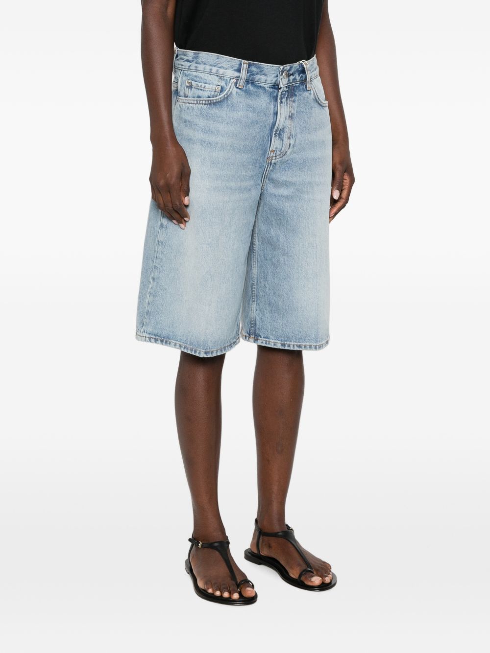 Toteme Pre Shorts - BLUE | 71aee93fd51bc54d50bcbe4ba8eee066436d00ae