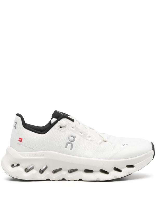 Cloudtilt Sneakers