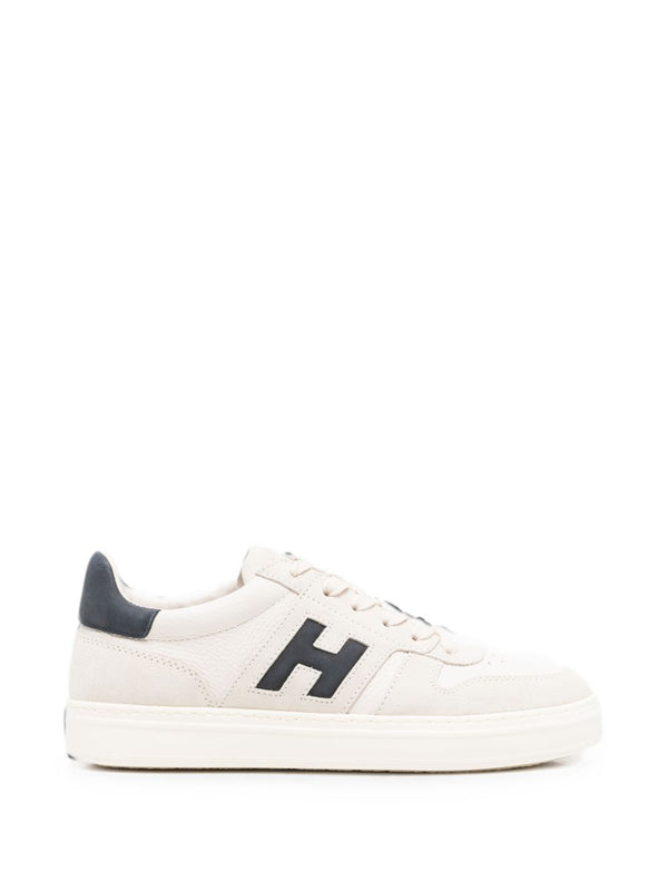 H668 Leather Sneakers