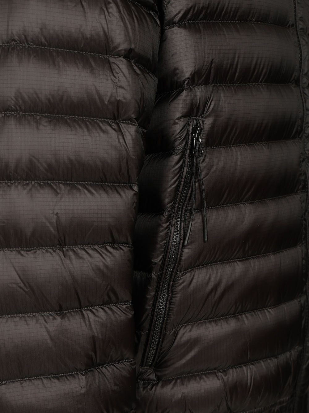 C.P.Company Coats - BLACK | d7770c9be36a6f9bbaad7c0f743944852b16768d
