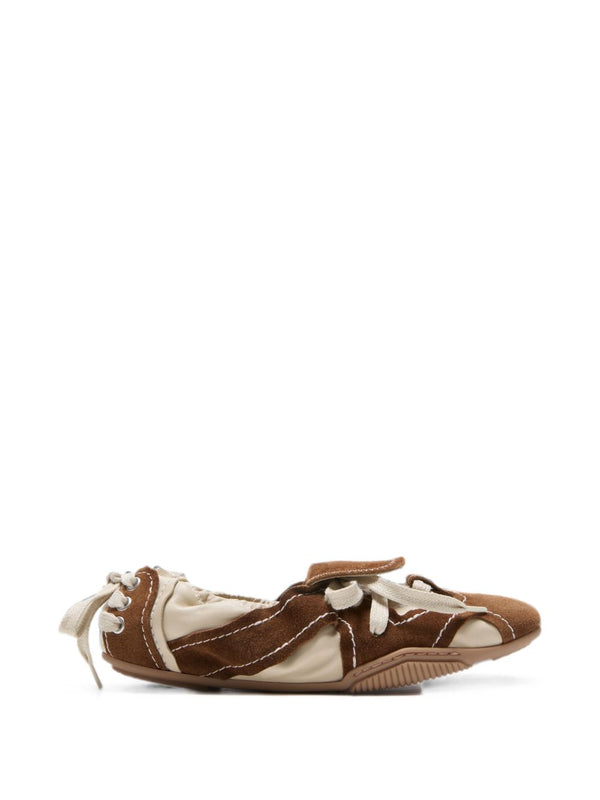 Sneakers Brown