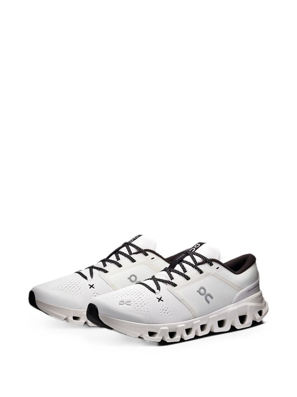On Sneakers - WHITE | 5d07c47f4296866973cccbc929778d8bae9eff90
