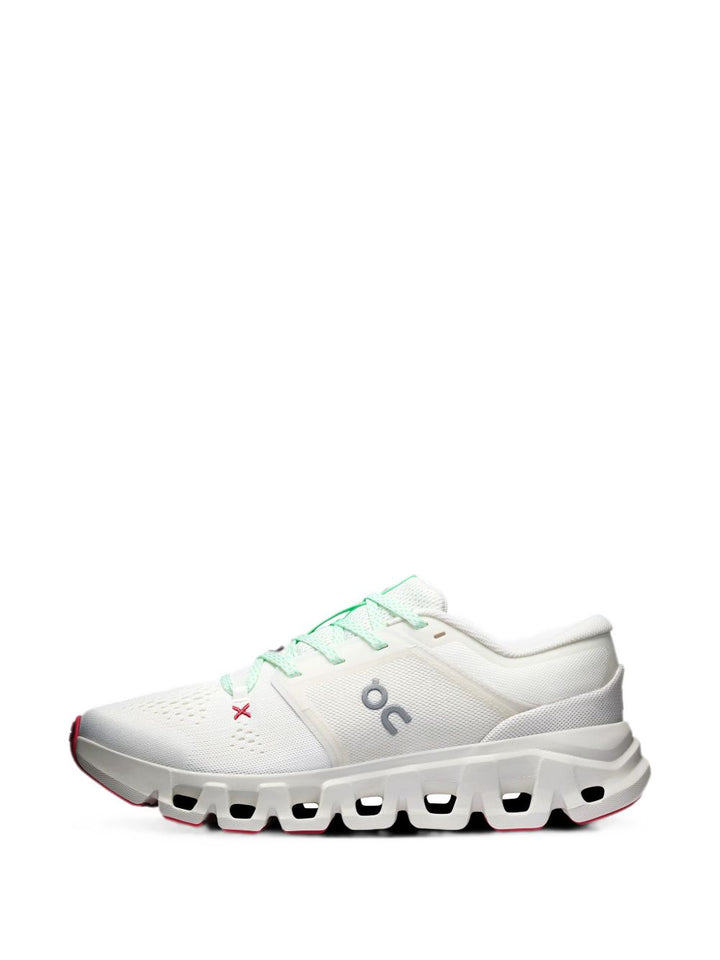 On Sneakers - WHITE | 7d53d604046b9c58976652b4c39d5f98be777dc5