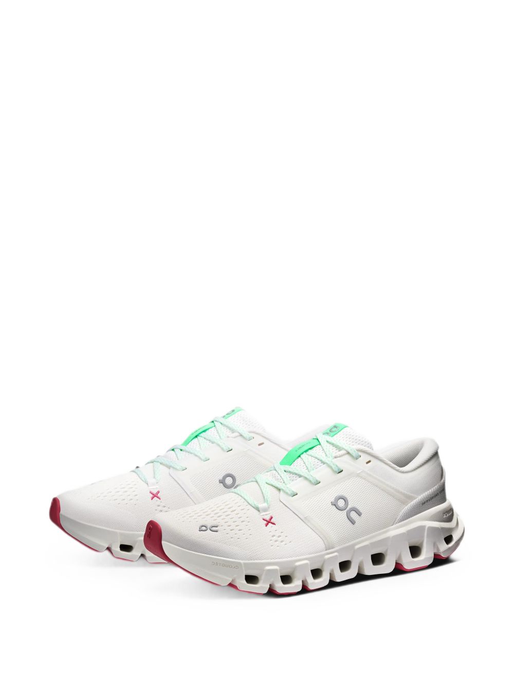 On Sneakers - WHITE | fac28415a89eb5546c6ff502151f2091150eed36