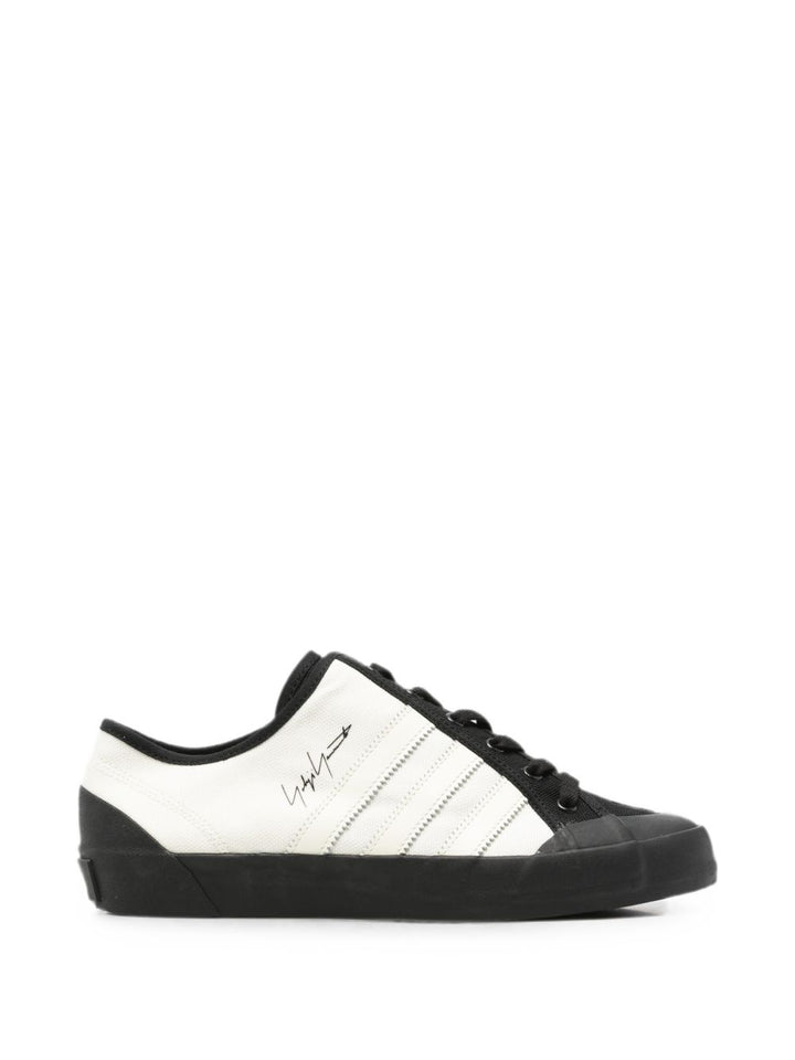 Y-3 Sneakers - WHITE | 2201def6c06f26502cfb019a14d7ff5603d19010