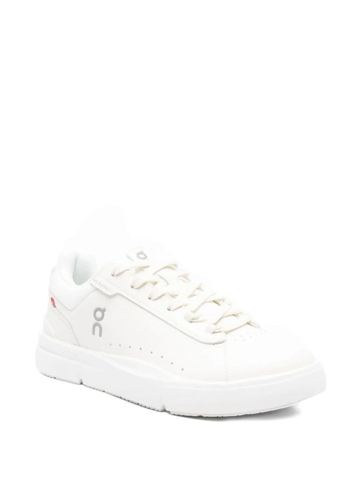 On Sneakers - WHITE | 0c7c1c3776aef99ba45d6966bdc43520336e4ecc