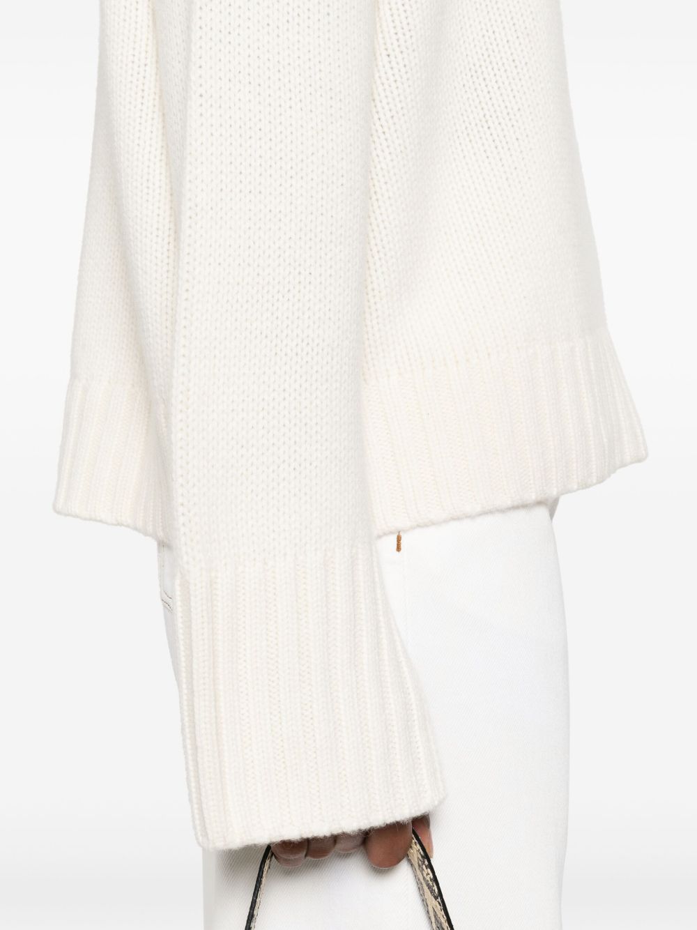 Soft Goat Sweaters - WHITE | 80d77b273be02f4f18f0c06e48637c48fd4ab6df