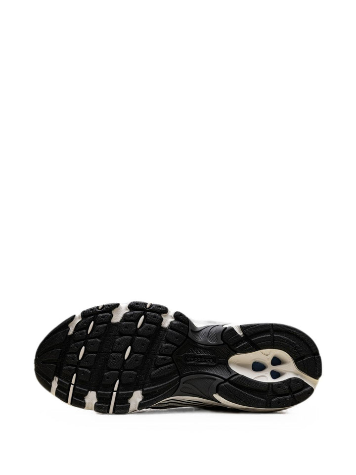 New Balance Sneakers - GREY | 120fb709c50362e661d6ffbf5e33fe308cbedb97