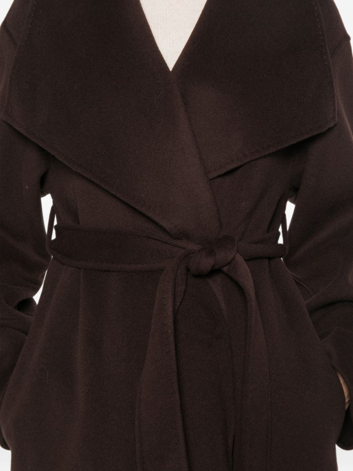 Soft Goat Coats - BROWN | 50948a68904e5b02f3ad397e9fffbd6d9c31b1d7