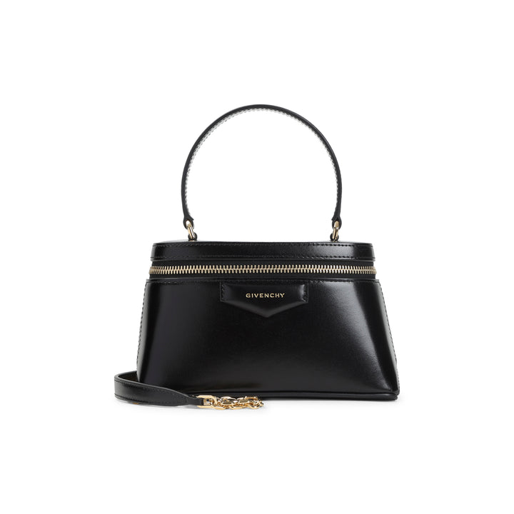 Givenchy Shoulder Bags - Black | 6b6f98c6527d173081f7eb1e1bc1200190311105