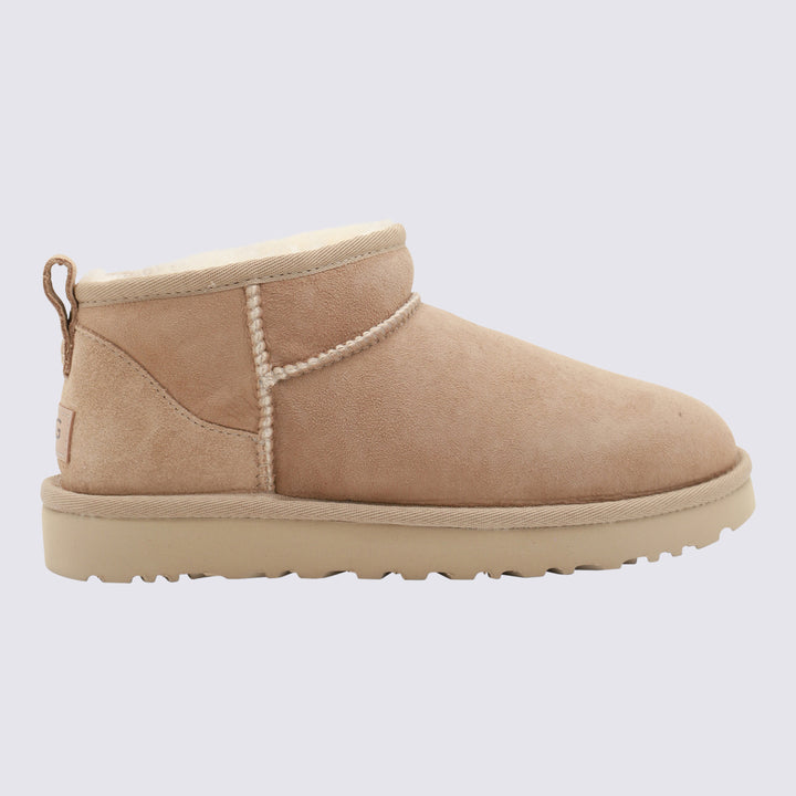 Ugg Boots - SAND | b922aed47cf1c47e78dd48a3b1bac7e9676722d5