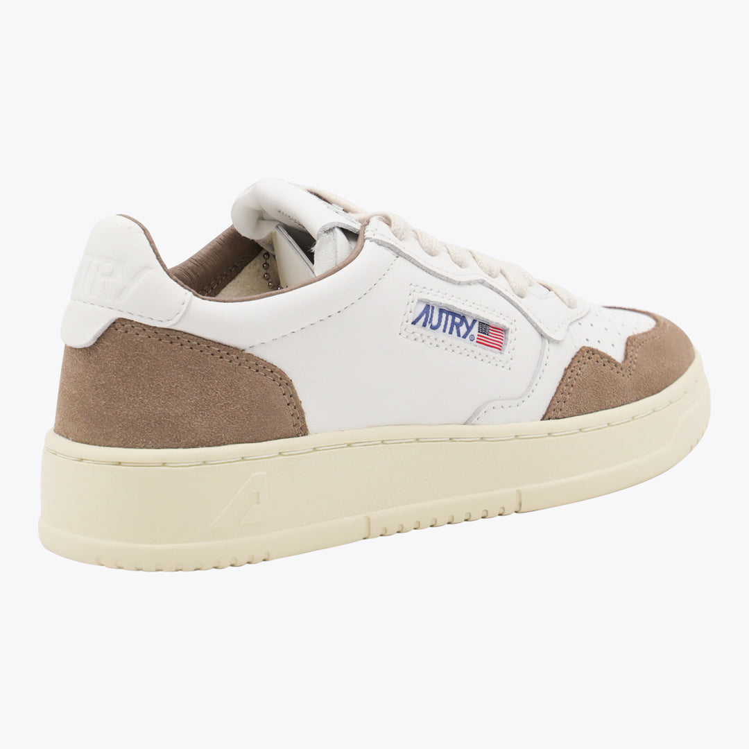 Autry Sneakers - WHITE/TOBACCO | 041d2a38e9881d1fa7d790ee8659efd7a3e87d77