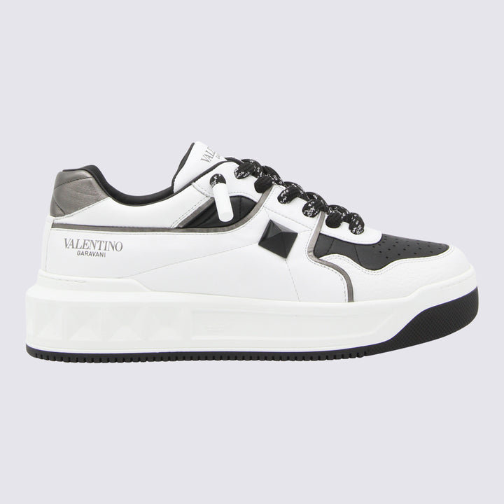 Valentino Garavani Sneakers - Light and natural | 09b7c792a9f0a1628366d259aa4da505a0dbe1e4
