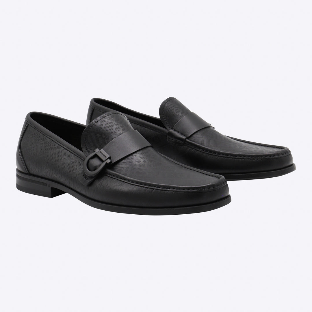 Ferragamo Flat shoes - Blacks and greys | b429a8643fad34c76570607752fc45da1a3f8811