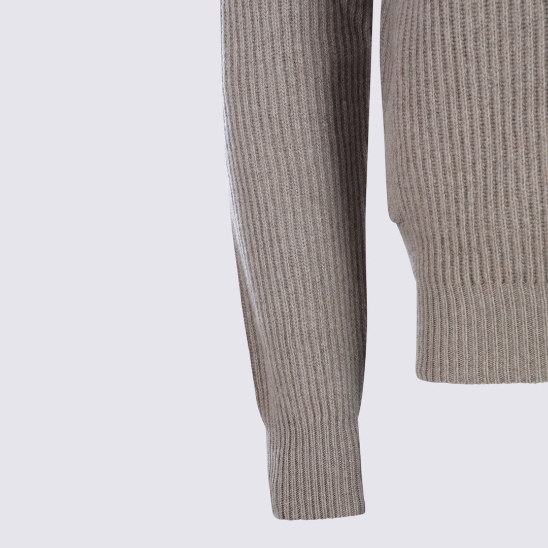 Lardini Sweaters - Light and natural | 6de10a16d9eeeafd9f5b5c327bdeef9068542ae7