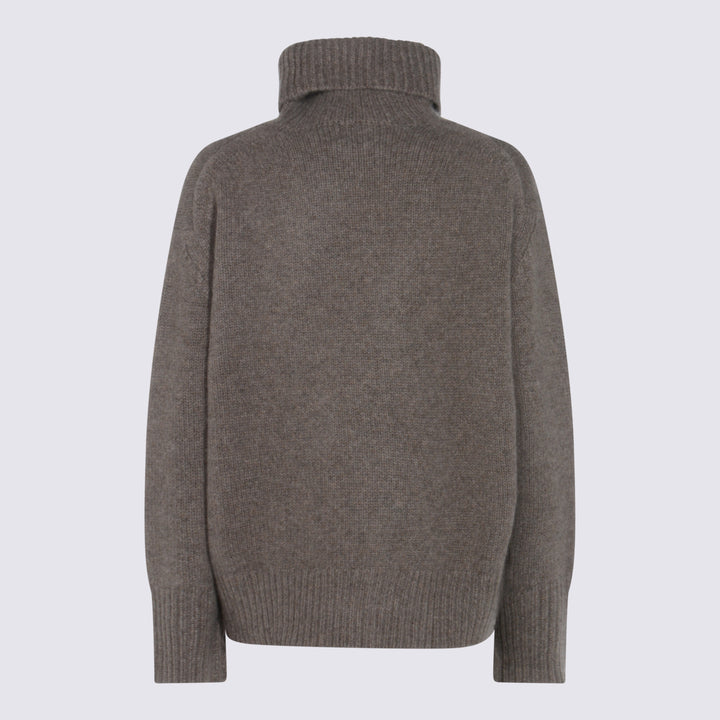 Not Shy Sweaters - VISON | d8f7fe69f7d31a96599feffae150ded3f0e6819d