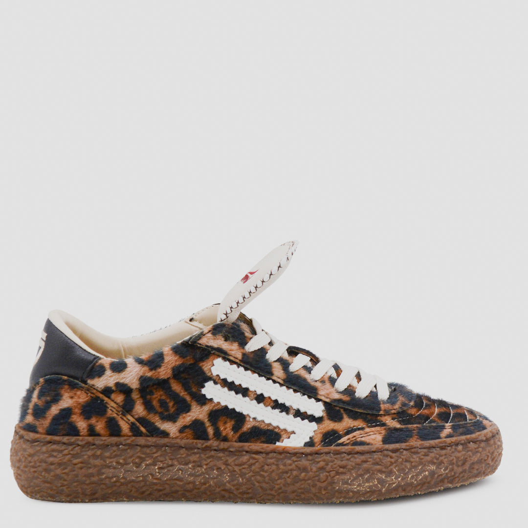 Puraai Sneakers - Brown | 176836579e8056ed99476ee00ab16f55af7c1f22