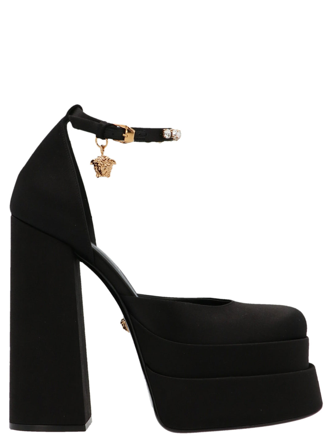 'Medusa aevitas' pumps