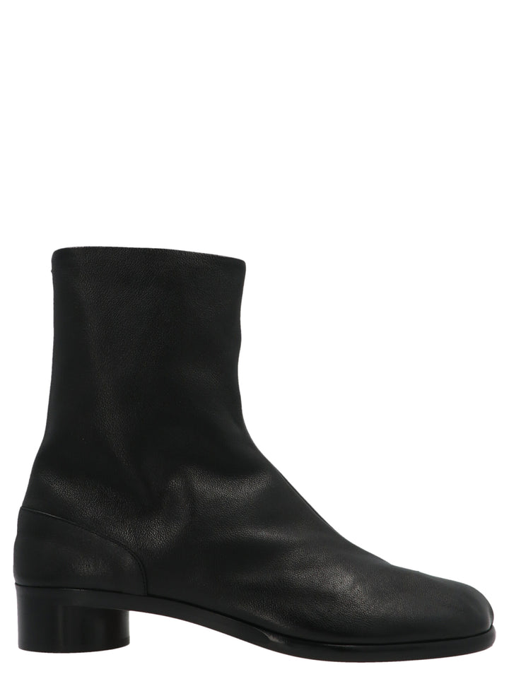 Maison Margiela Tabi Boots and Ankle Boots - Black | 58e589f0c99c185d2099fbdc0168af4e72912f36