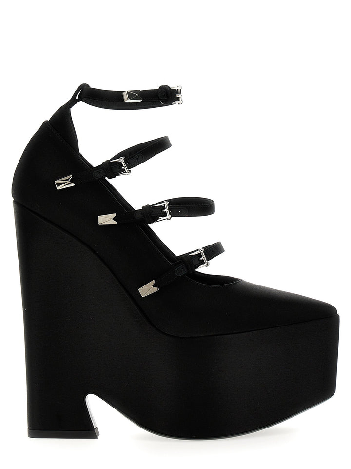 Storm Storm Pumps Black