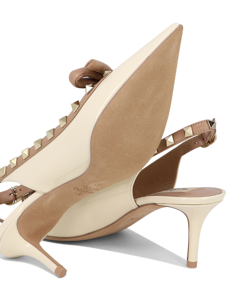 Rockstud Bow Heeled Shoes Beige