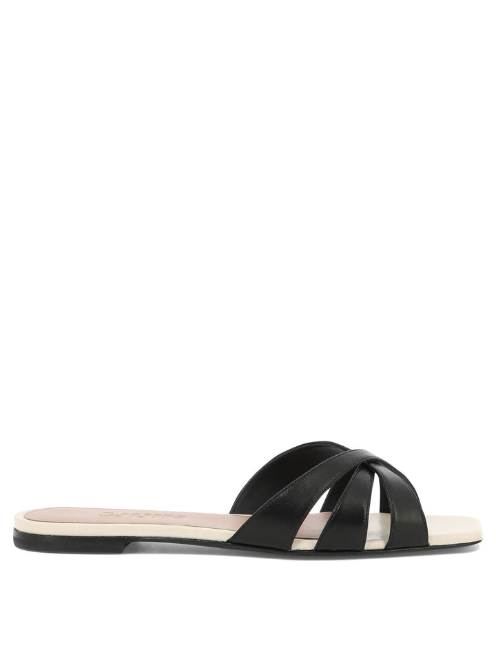 Antonia Sierra Sandals Black