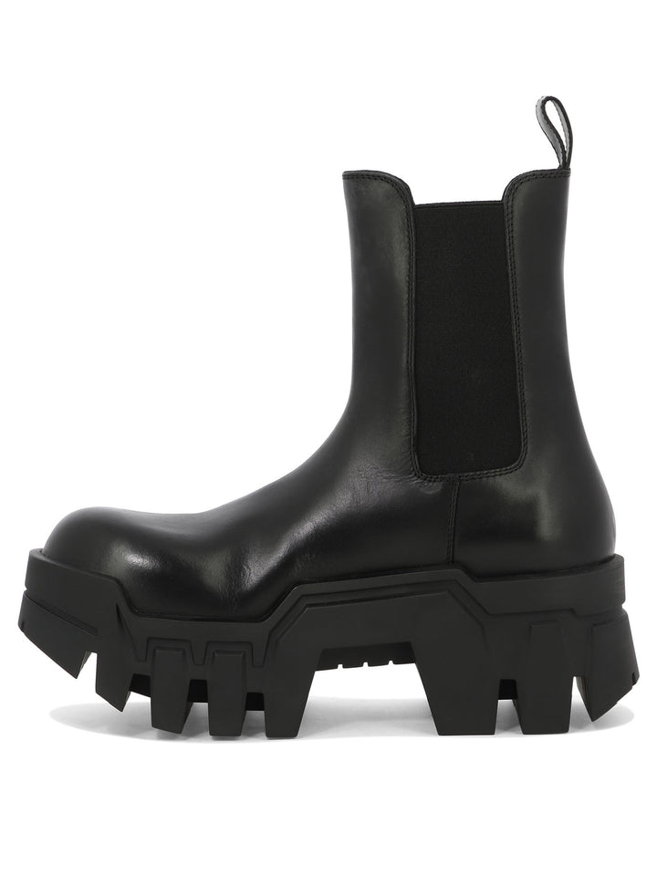 Bulldozer Ankle Boots Black