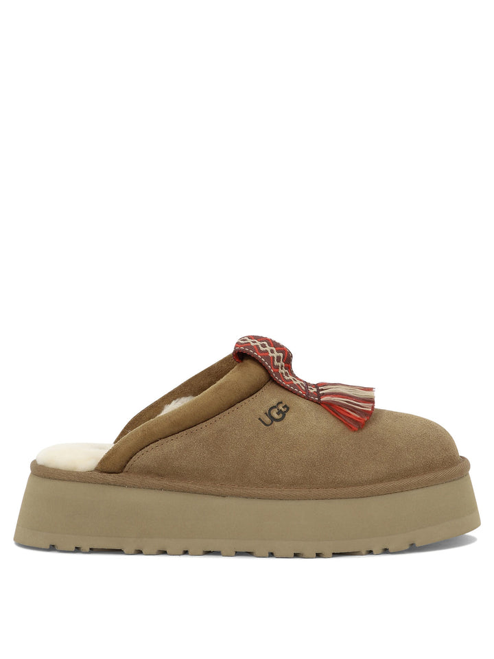 Tazzle Loafers & Slippers Beige