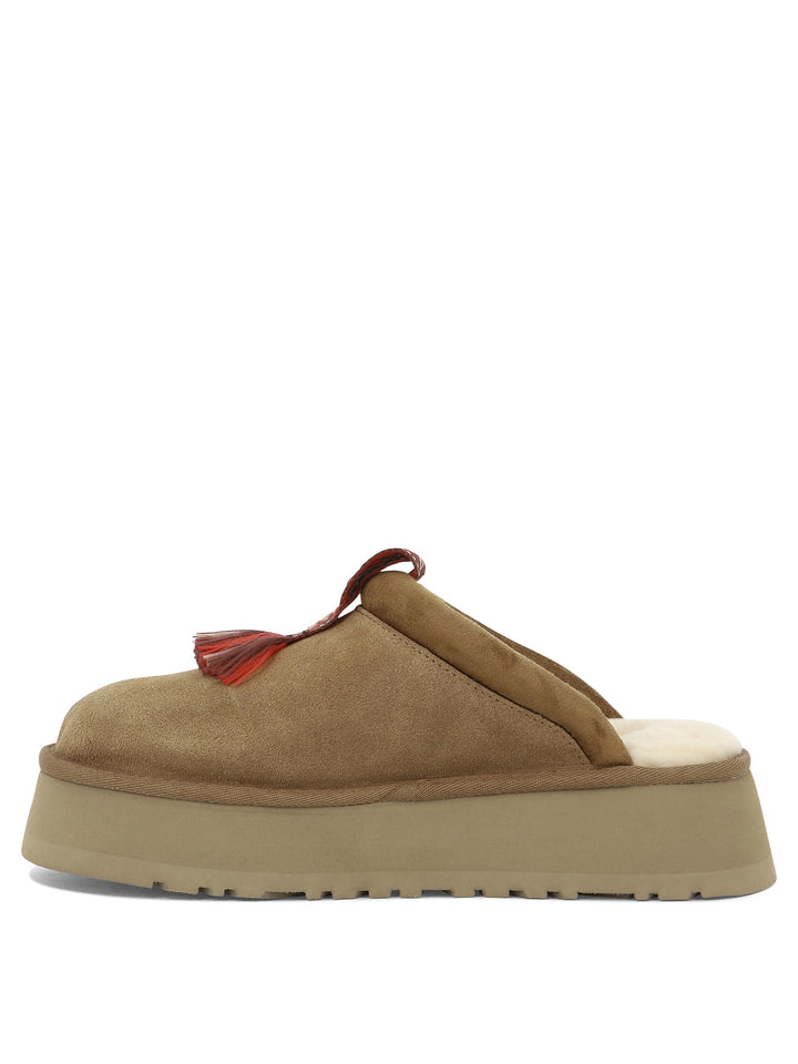 Tazzle Loafers & Slippers Beige