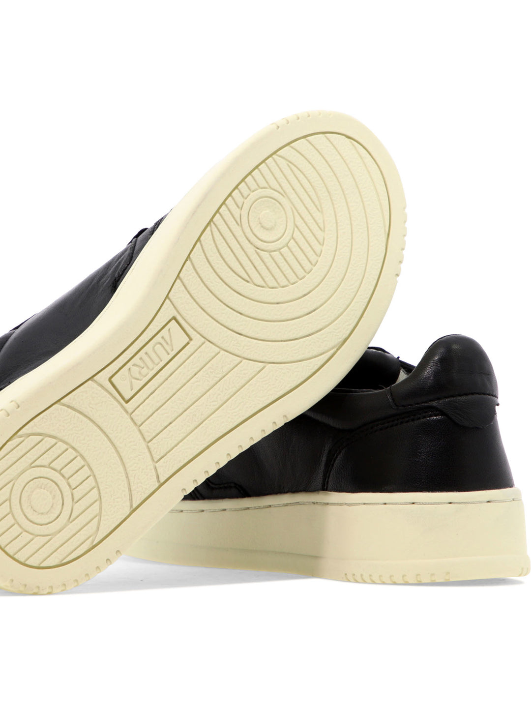 Medalist Sneakers & Slip-On Black