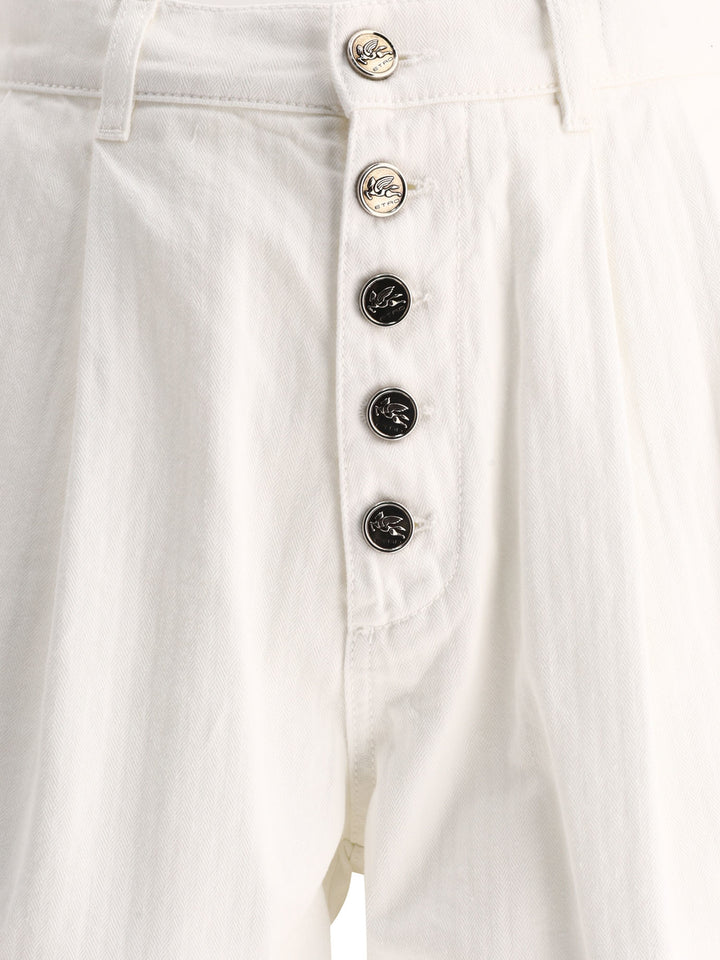 Pleated S With Buttons Short White