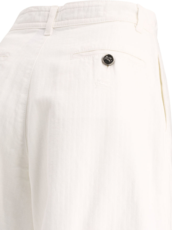 Pleated S With Buttons Short White