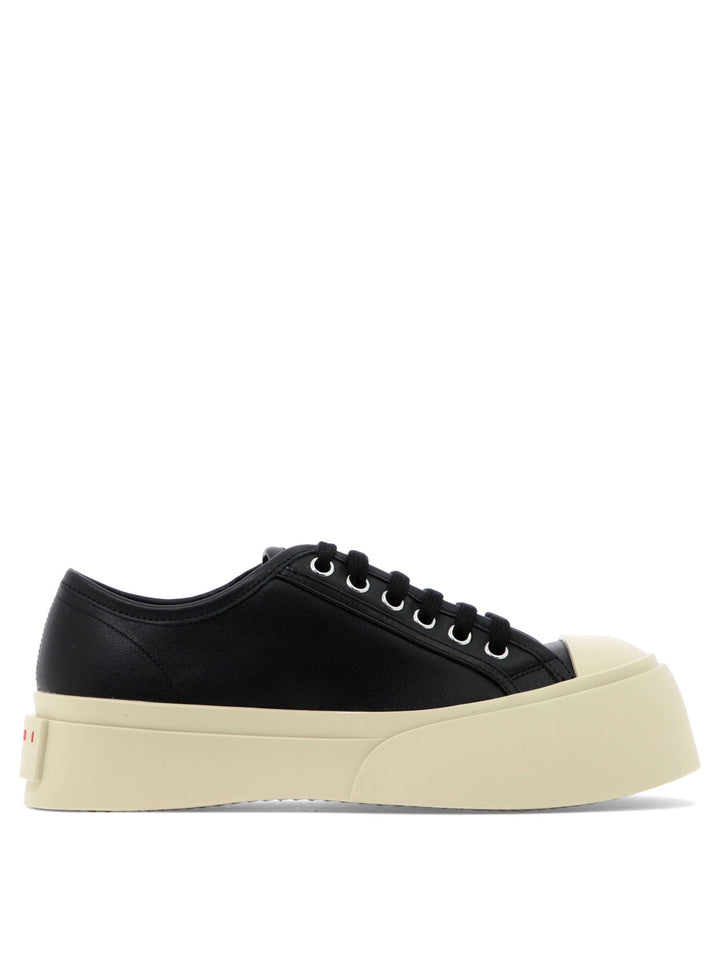 Pablo Sneakers & Slip-On Black