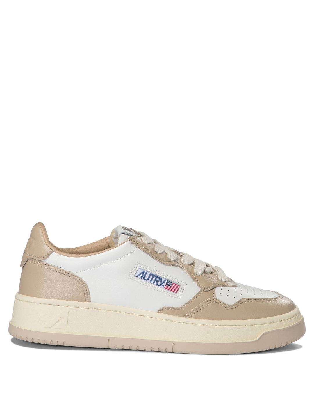 Medalist Sneakers & Slip-On Beige