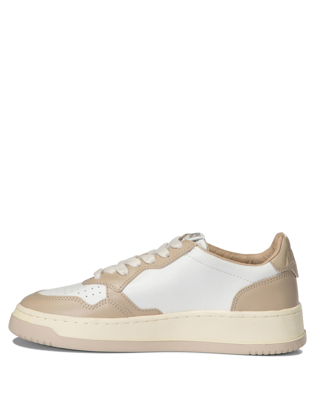 Medalist Sneakers & Slip-On Beige