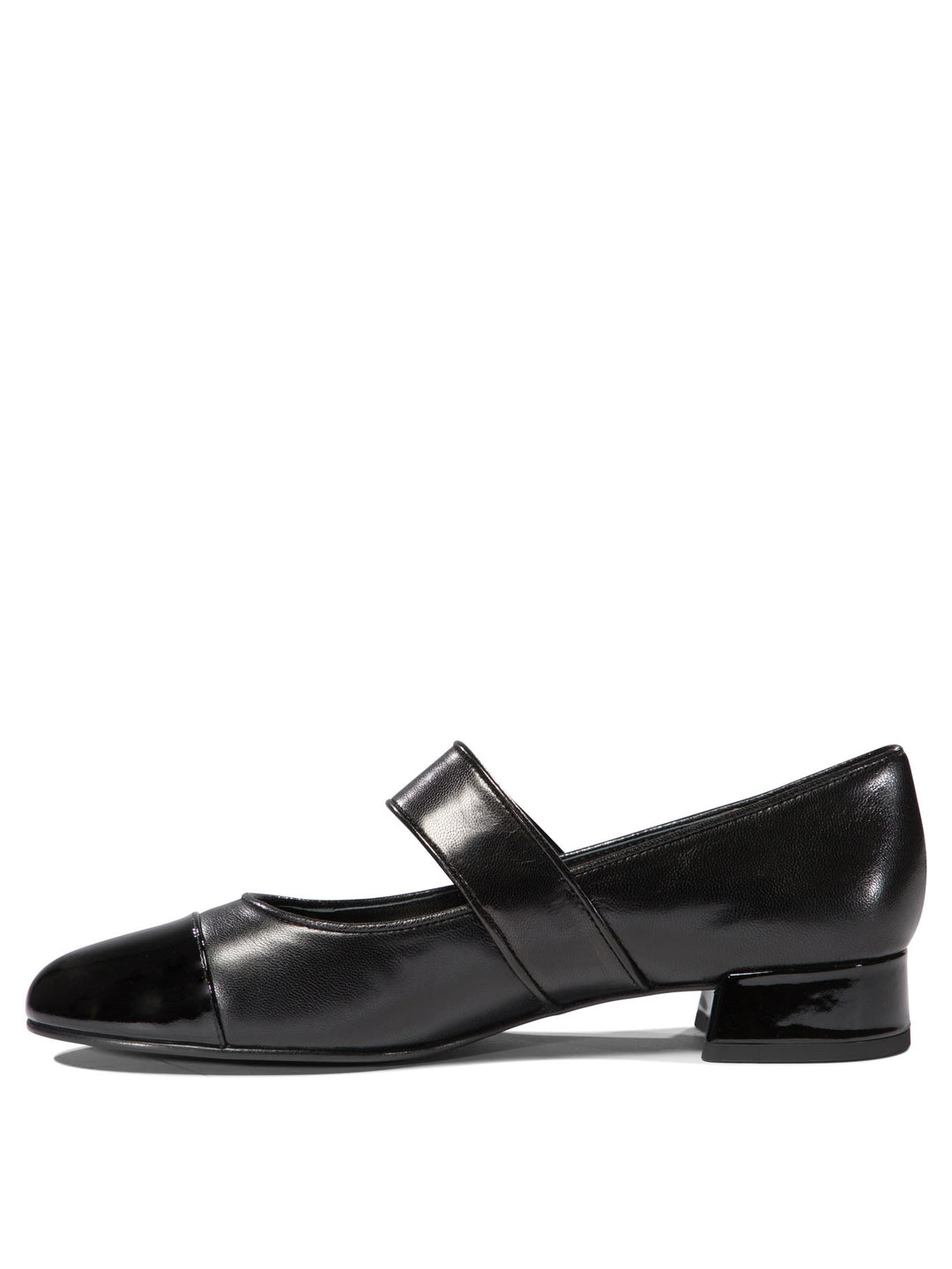 Cap-Toe Ballerinas Black