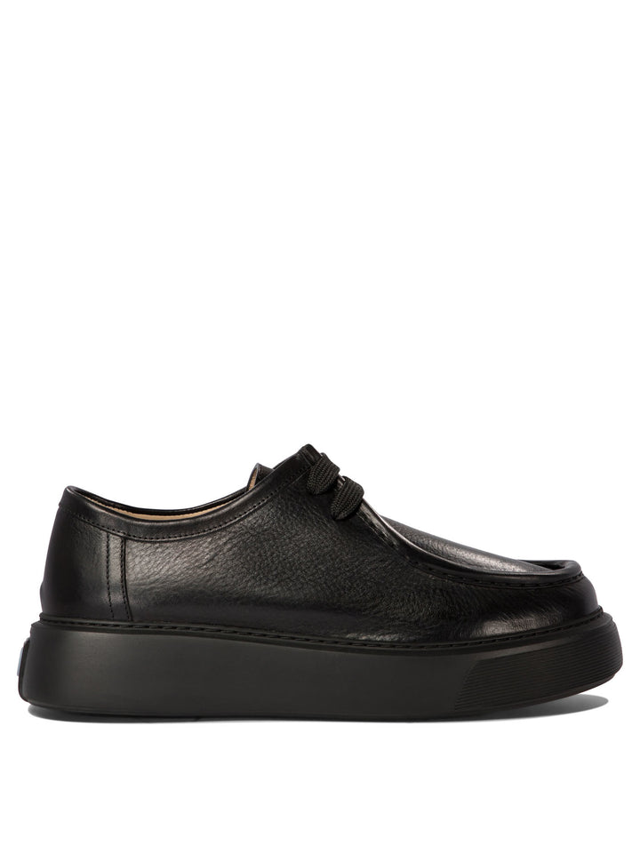 Fernabee Lace-Up Shoes Black