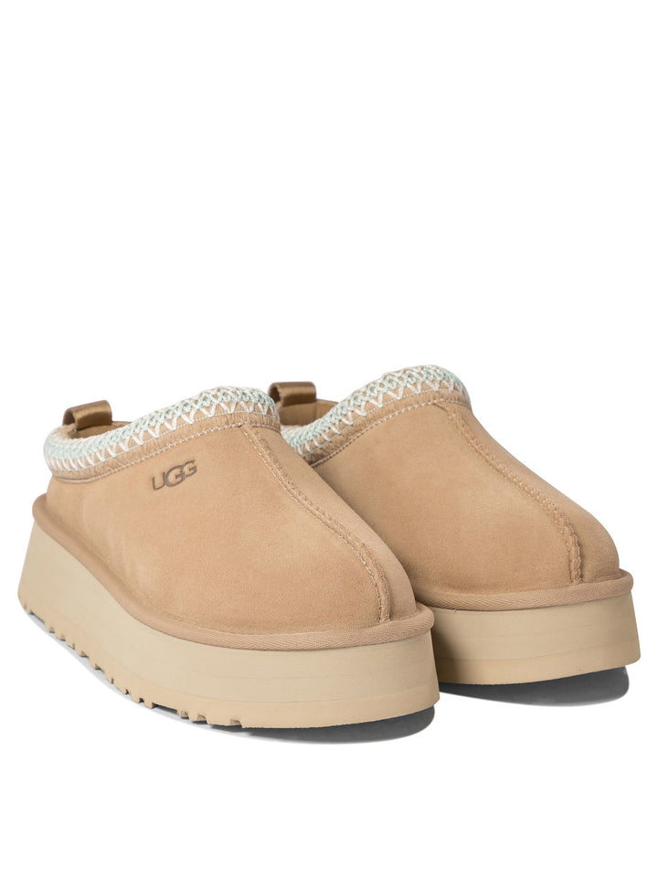 Loafers & Slippers Beige