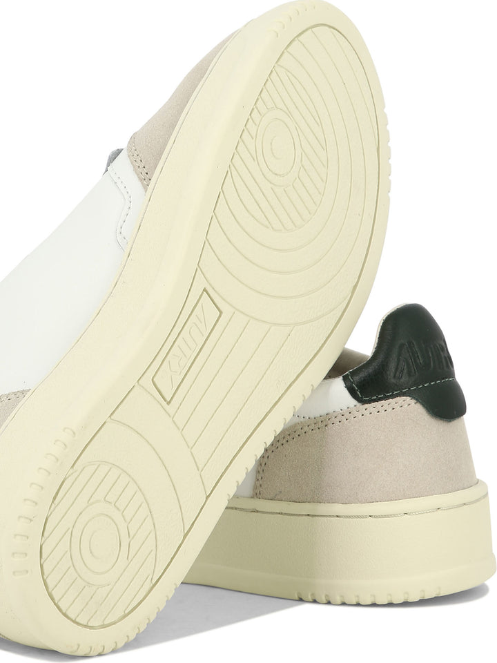 Medalist Sneakers & Slip-On White