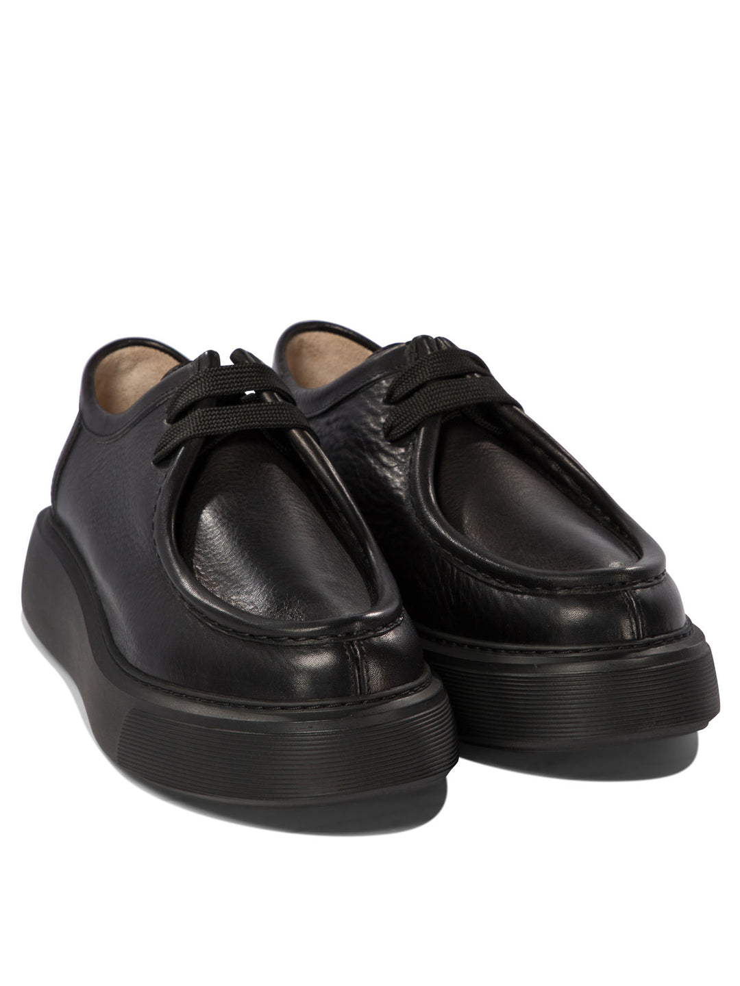 Fernabee Lace-Up Shoes Black