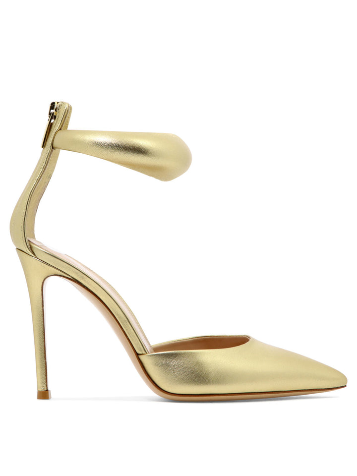 Heeled Shoes Gold