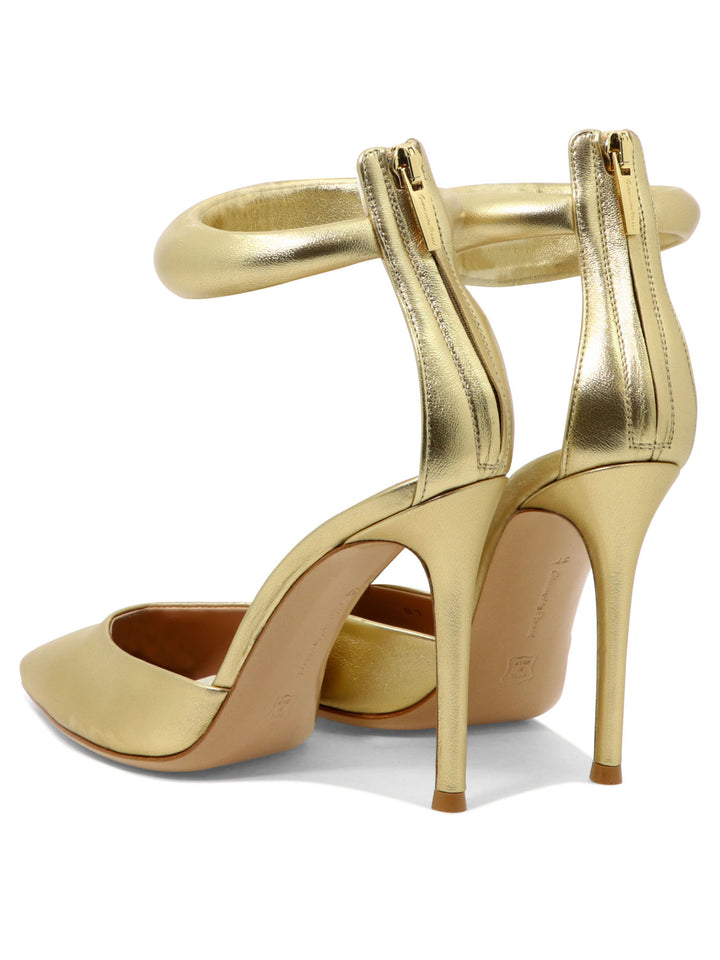 Heeled Shoes Gold