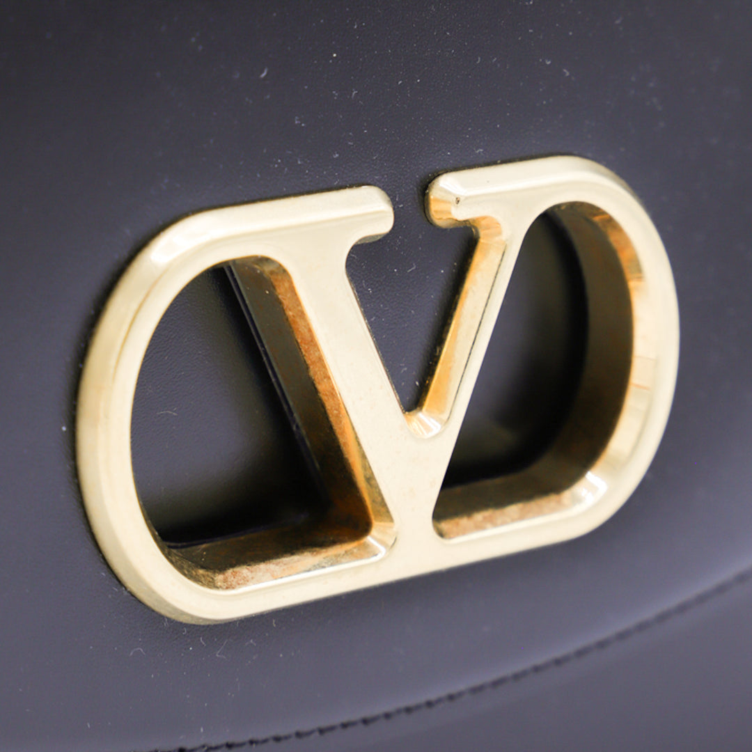 Valentino Garavani Bags - Blacks and greys | b6de6a5722afaf318e4b2f9f8171414d091d2a00