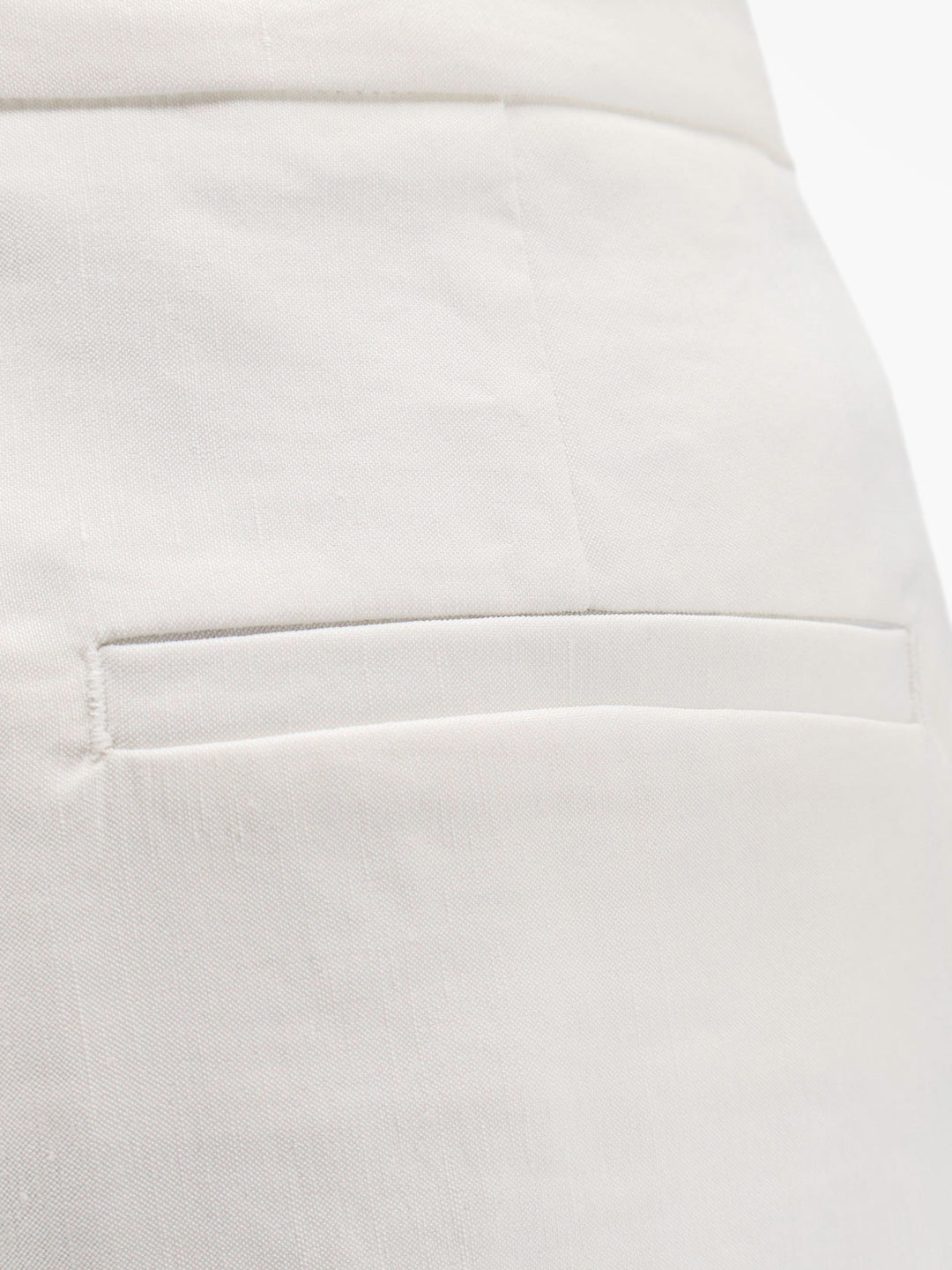 Pinko  - Light and natural | 439d71072672c71264939977e84bc5d3fde3c667