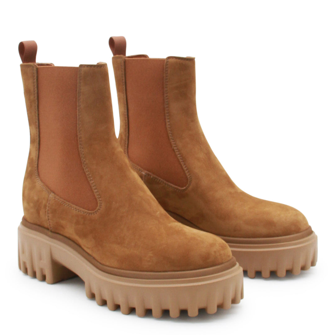 Hogan Boots - Brown | d88f5d4508afce7a60073b1ba42bd6620f3aac21