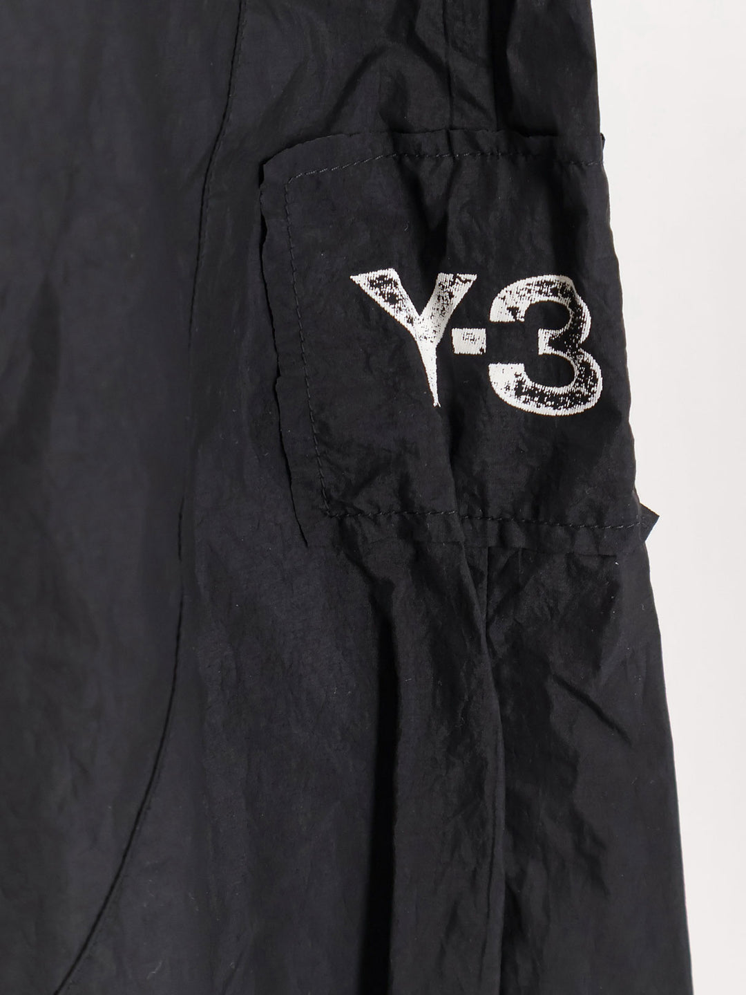 Y-3  - Blacks and greys | b5f9a9a652714e02ffb973dda5cdaa5917b6c49a