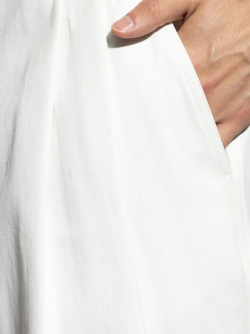 Givenchy PANTALONI - White | 1fb40fb50449d43eeed4cacb57ca6c83ea67c635