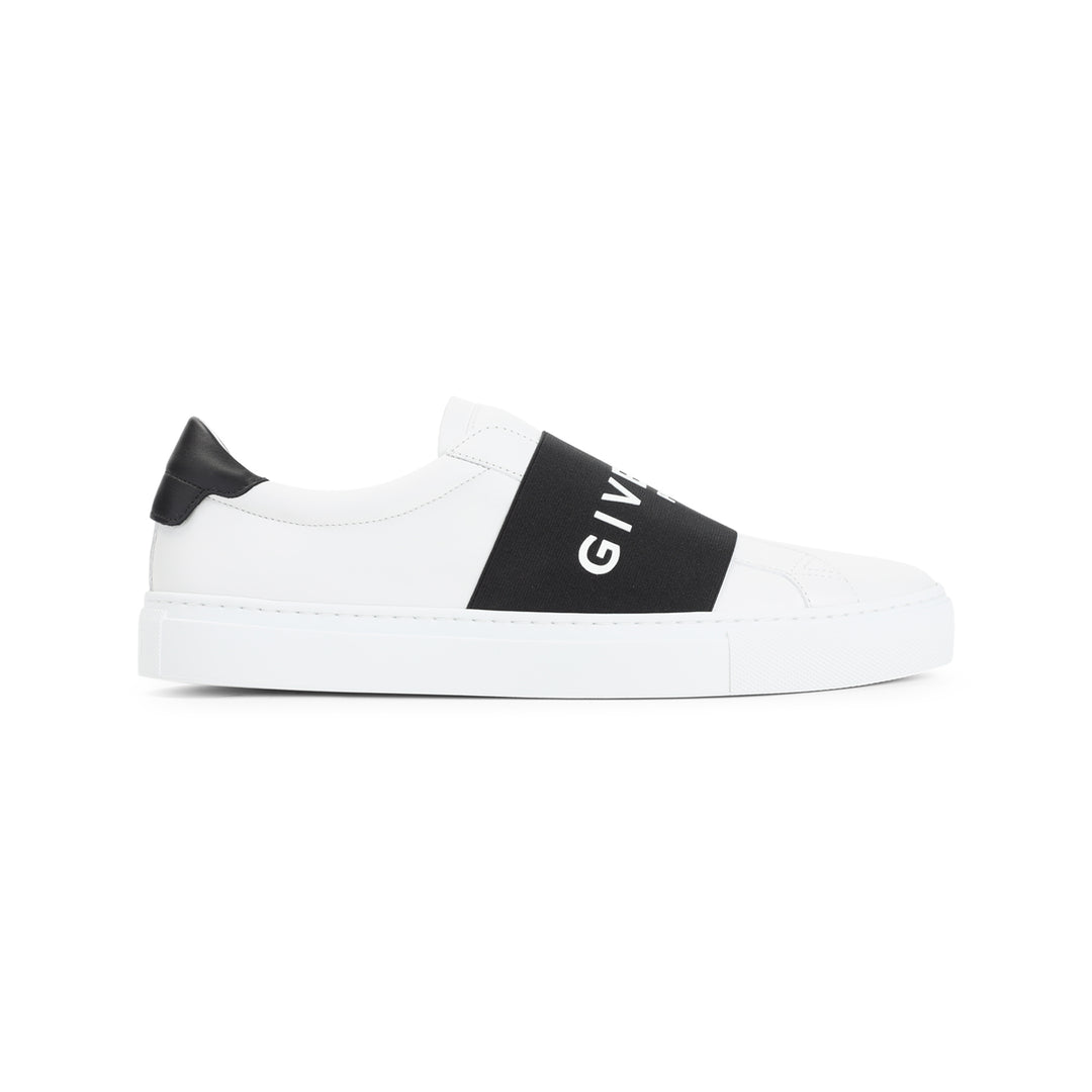 Givenchy Sneakers - White | bc8246c9391b271b8b42a073ca6b3165ad806377