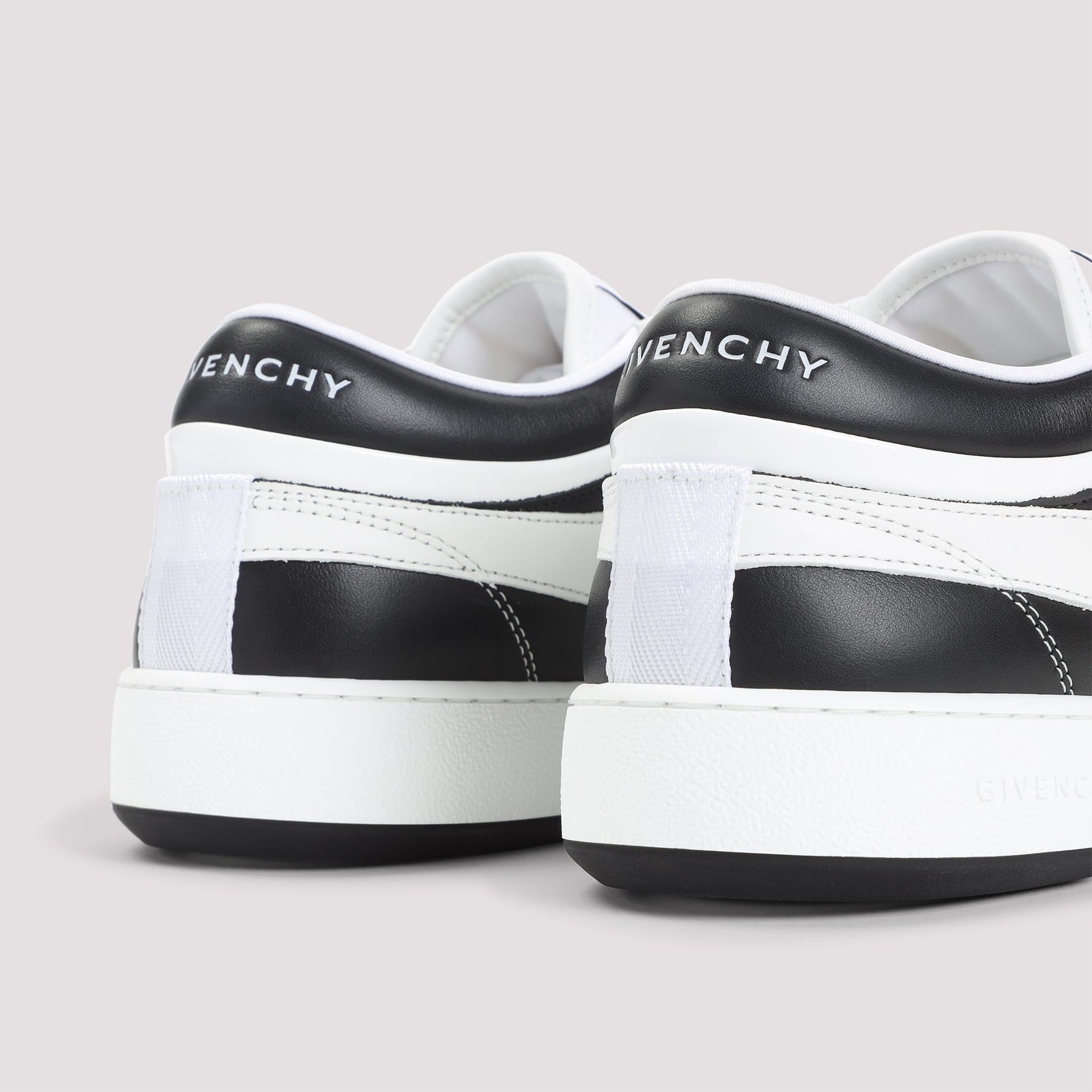 Givenchy Sneakers White | Wanan Luxury