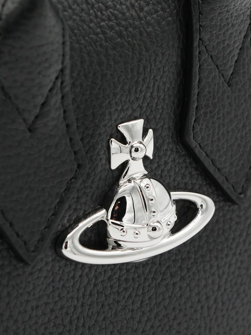 Vivienne Westwood Totes - Black | e41e0c7081b4ac94d393c59edac590656af4770a